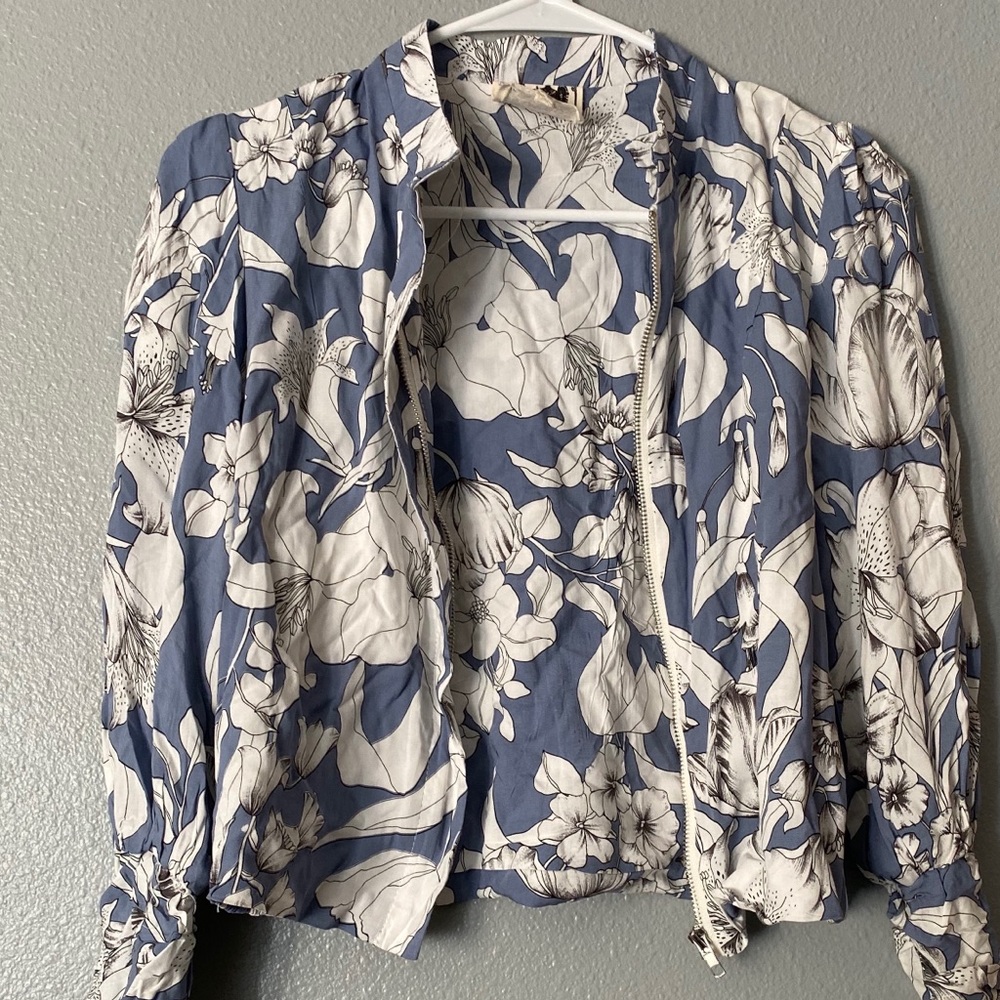 Floral top